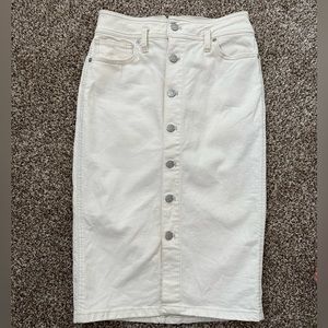 Madewell cream denim skirt size 25.